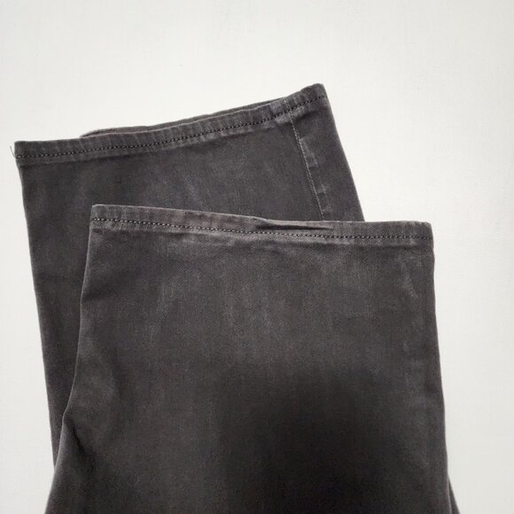 AG Adriano Goldschmied Black Wash The Graduate Tailored Leg Jeans - Picture 7 of 7